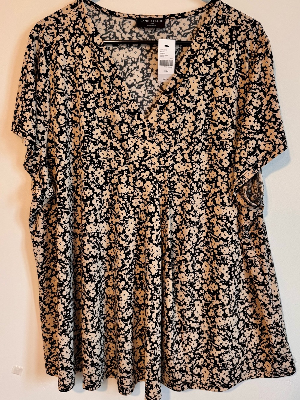 Lane Bryant Black and Beige Floral V-Neck Tunic Top ~ 22/24